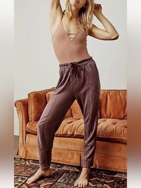 FREE PEOPLE Trekking Out Jogger Slouchy Harem Zipper Pant dusty pink S